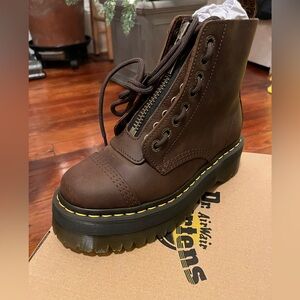 Dr. Martens Sinclair Crazy Horse US 6